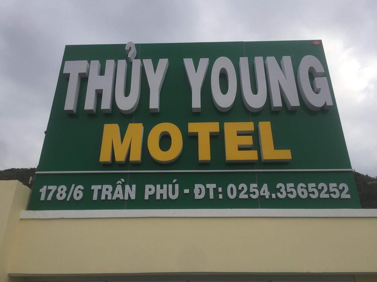 Khach San Thuy Young Hotell Vung Tau Eksteriør bilde