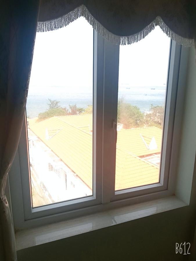Khach San Thuy Young Hotell Vung Tau Eksteriør bilde